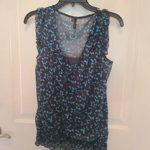 Light weight layered blue butterfly print tank top